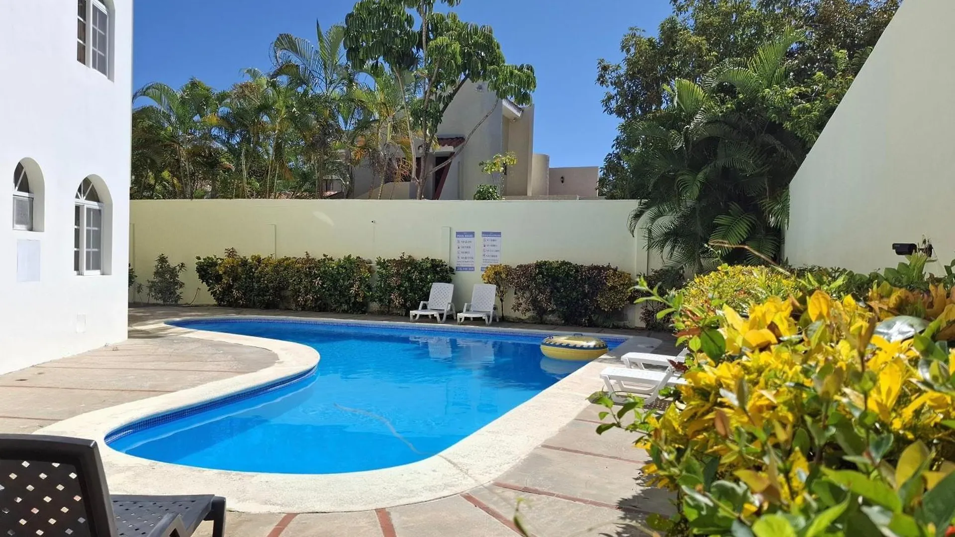 Sun Sea - Costambar Beachside Apartment With Pool Puerto Plata